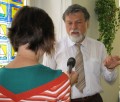 Vedoucí projektu „Nás se to týká“ Mgr. Jiří Zajíc popisuje jeho podstatu zpravodajce České tiskové kanceláře