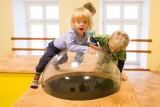 Vrtule - herna deskových her ve Valašském Meziříčí nabízí novinku: malé i větší překvapí velké dvoupatrové „krtkovo bludiště“