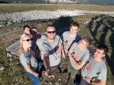 Parta dobrovolníků z českých neziskovek zapojených do projektu 72 hodin v bosenském Sarajevu (foto RADAMBUK)