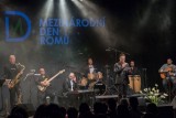 Z galavečera uspořádaného v Divadle Archa v rámci pražských oslav Mezinárodního dne Romů (foto Ara Art)